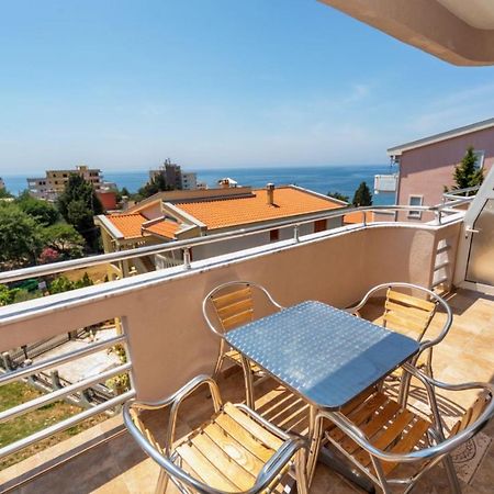 Ani Apartmani Dobra Voda Luaran gambar