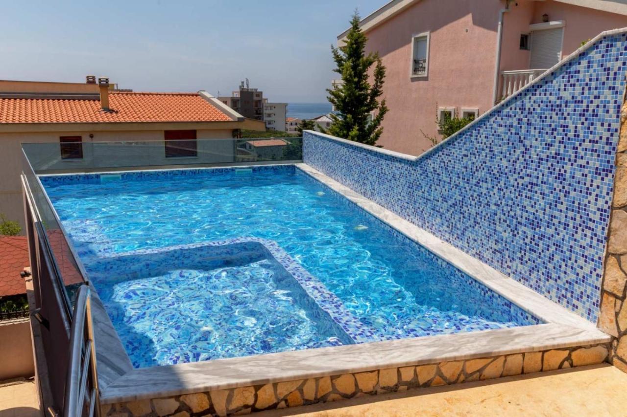 Ani Apartmani Dobra Voda Luaran gambar