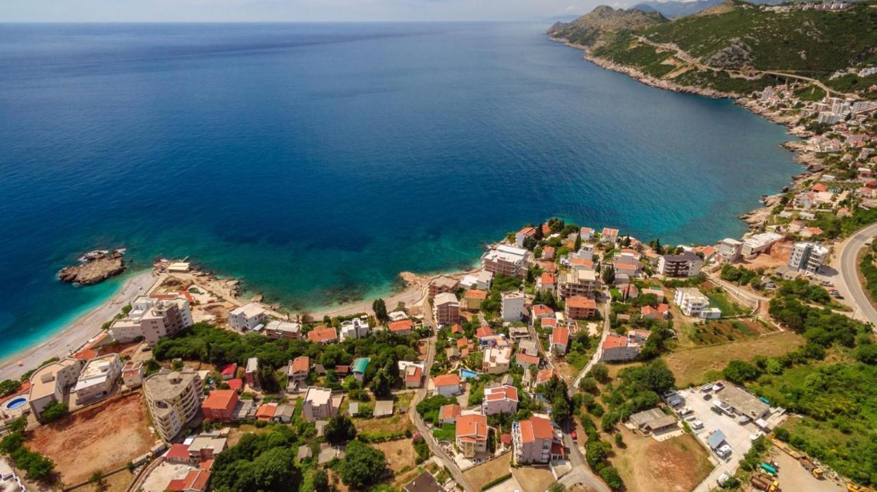 Ani Apartmani Dobra Voda Luaran gambar